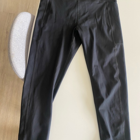 Girlfriend Collective Black Compressive Pocket Legging - Picture 4 of 6